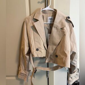 Zara Women's Beige Cropped Trench Coat